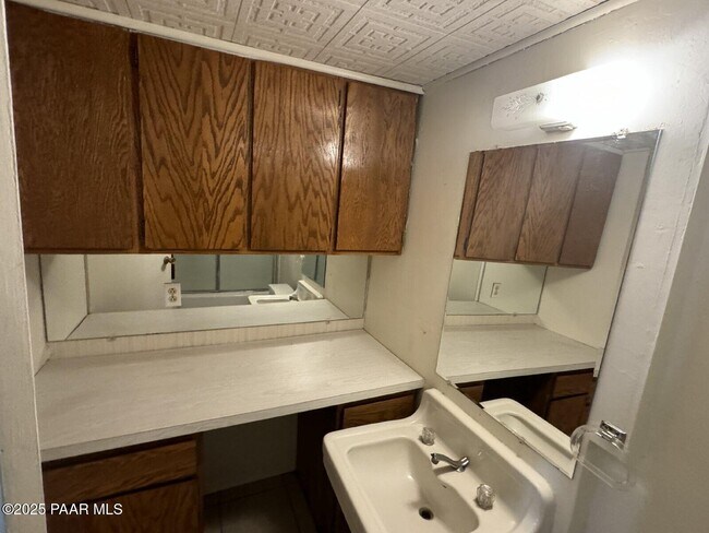 Primary Photo - 1230 Pine Dr