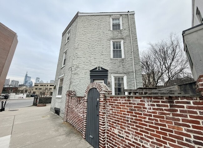 Building Photo - 2714 South St