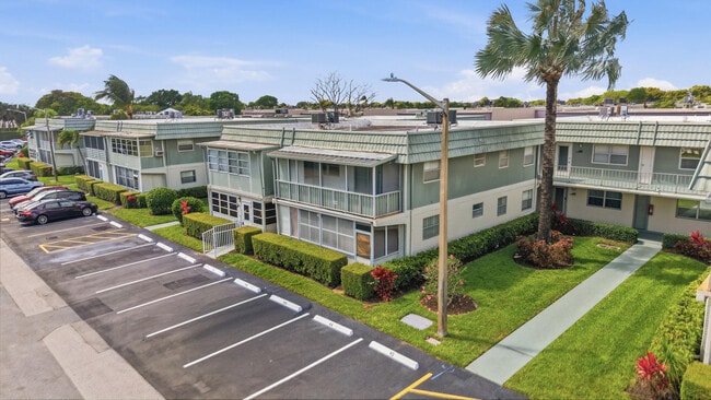 Building Photo - 284 Flanders F