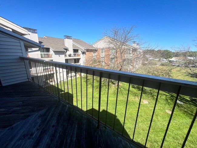 Building Photo - Lovely 2 BR/2 BA Condo in Glen Burnie!