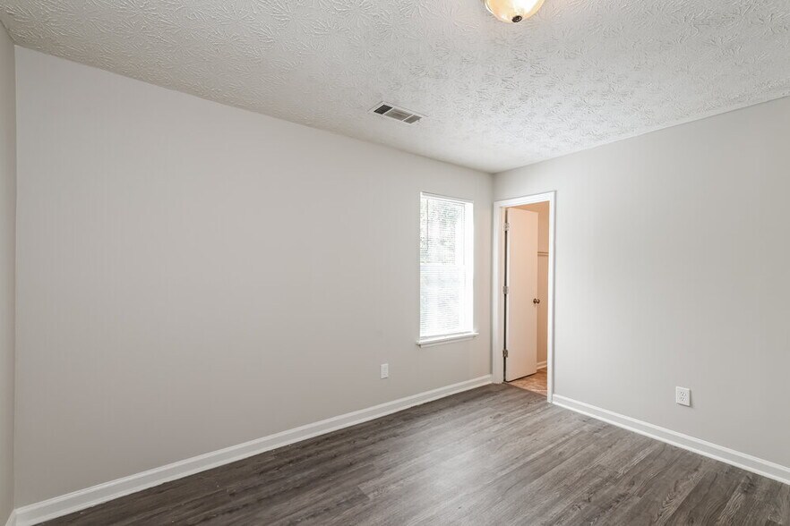 Building Photo - 806 Durham Crossing