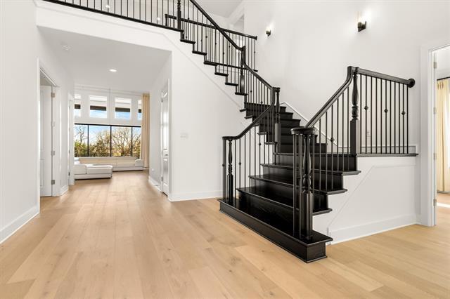 Building Photo - 1161 Rochester Pl