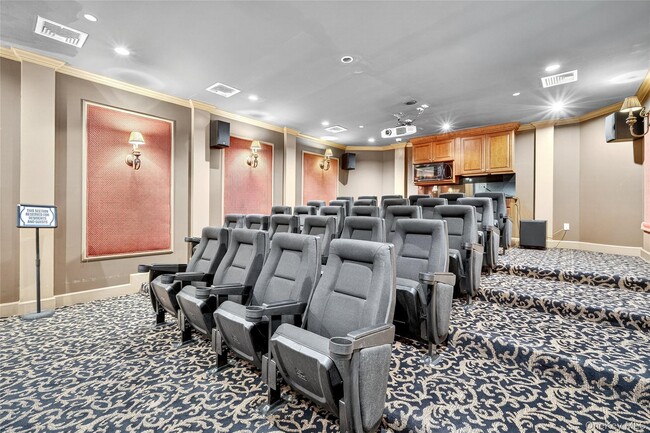 Building Photo - 17 Harbor Pointe Dr