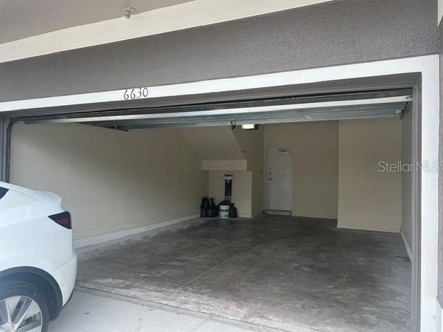 Building Photo - 6630 S Goldenrod Rd