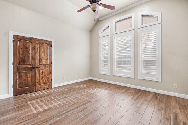 Building Photo - 25815 Ralph Fair Rd