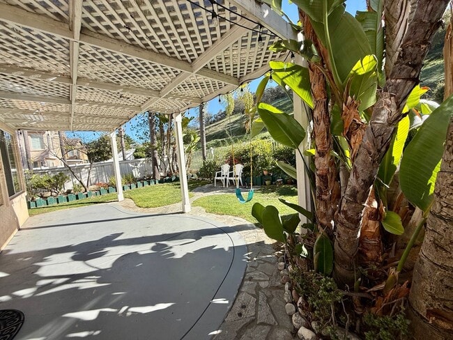 Building Photo - Scripps Ranch 4 Br 3 baths garage yard solar for rent $4990