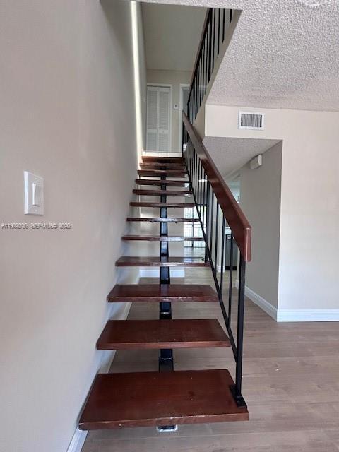 Building Photo - 1072 W 79th St