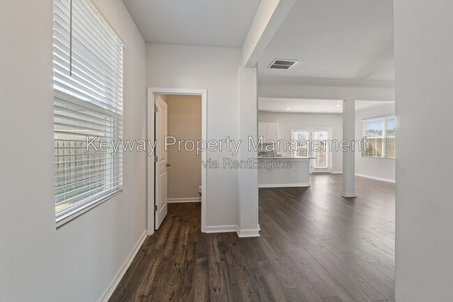 Building Photo - 2126 Saltwater Bnd