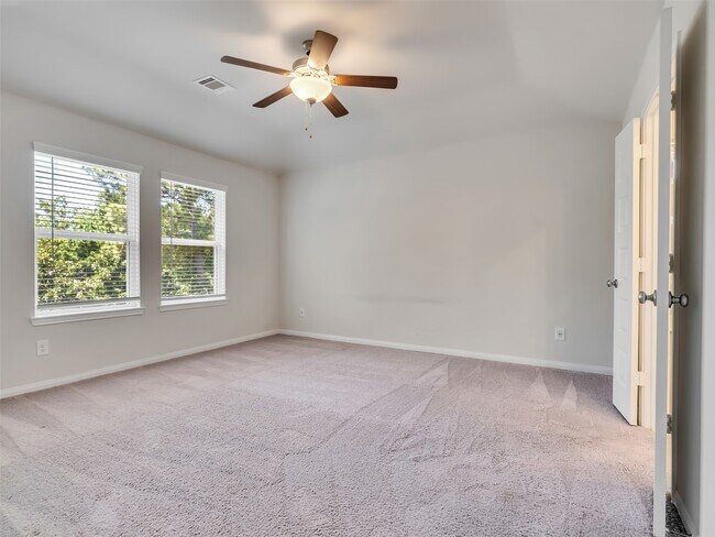 Building Photo - 7087 Silverleaf Oak St