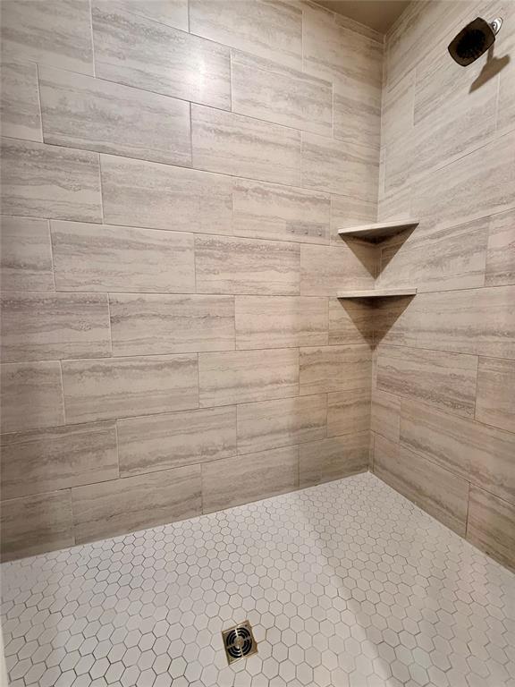 Building Photo - 1421 Hickory Trl