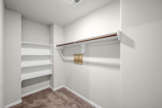 Building Photo - 68 Rd 51026