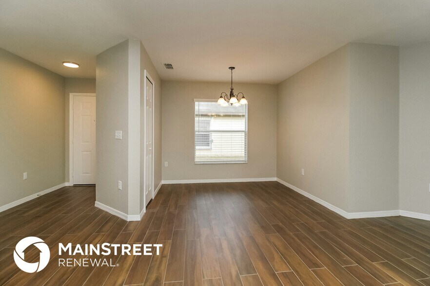 Building Photo - 2441 S Marshall Ave