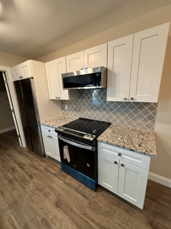 Building Photo - 3993 NW Cinnamon Tree Cir