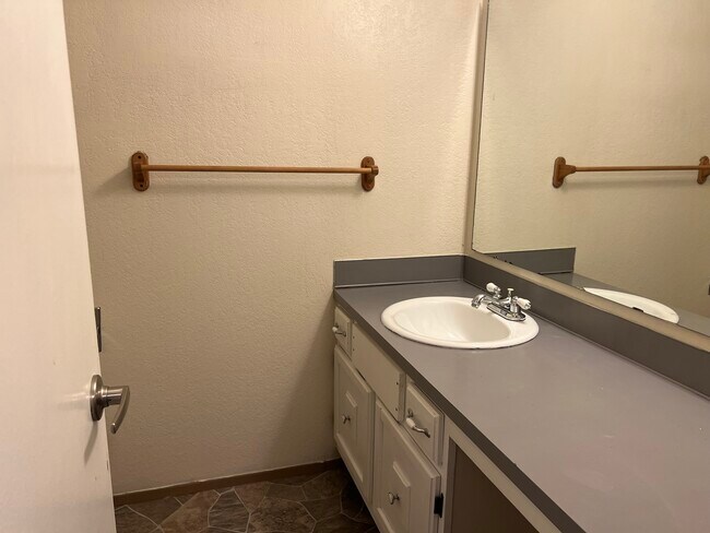 Building Photo - 500 National Ave N