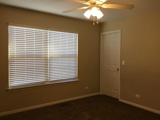 Building Photo - 25314 Pastoral Dr