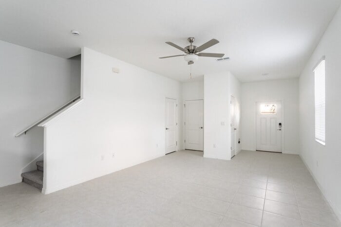 Building Photo - 38114 Fallstone Way