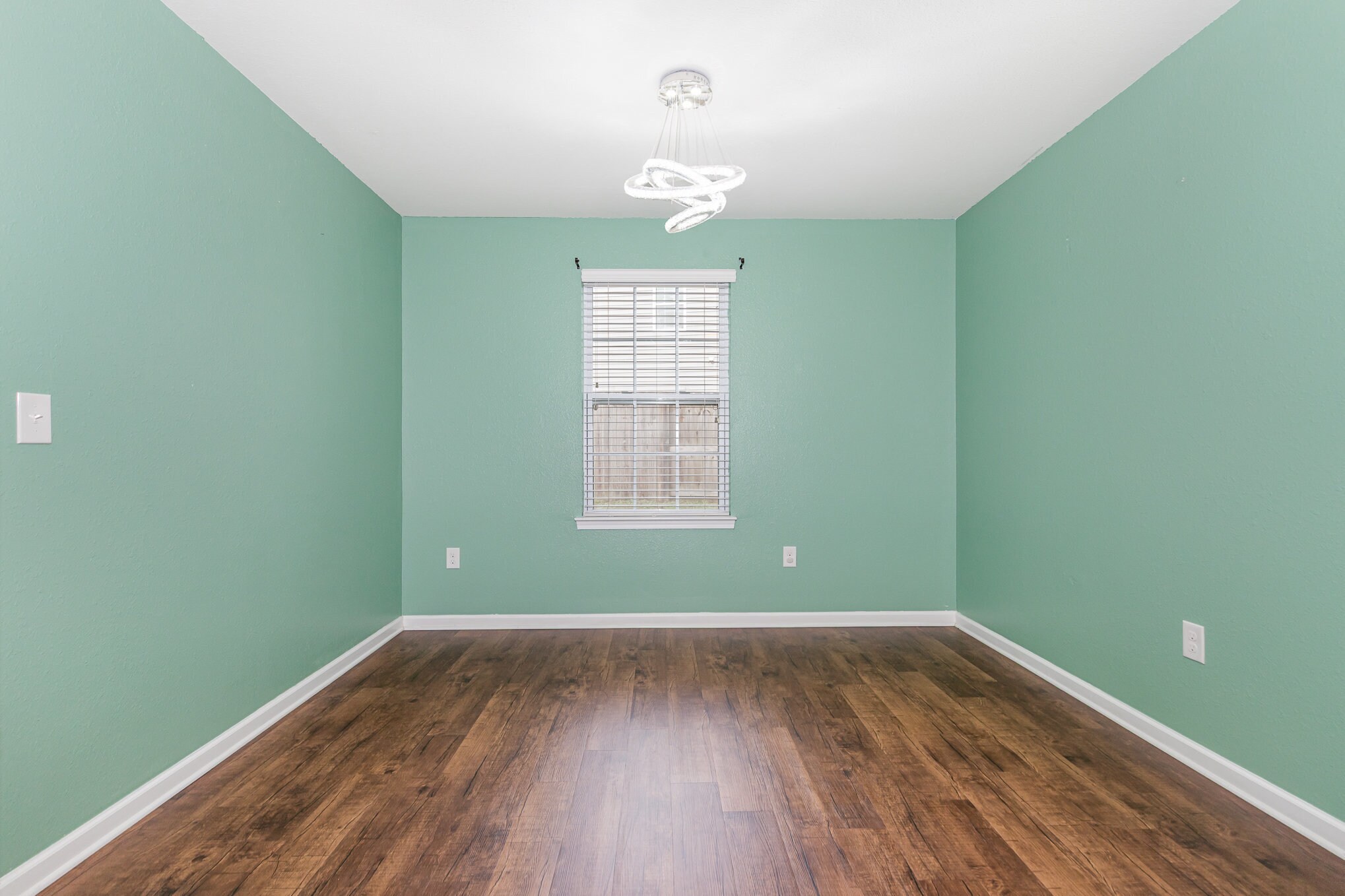 Building Photo - 486 Botanical Ct
