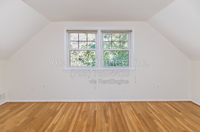 Building Photo - 5510 Trin St
