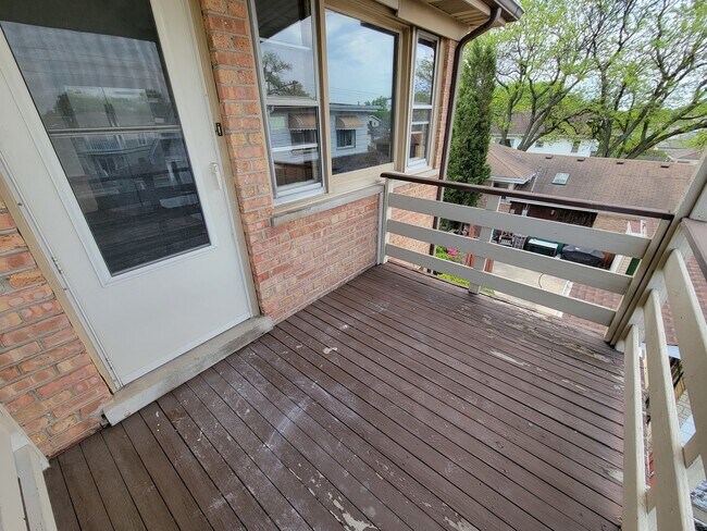 Building Photo - 2306 N 75th Ave