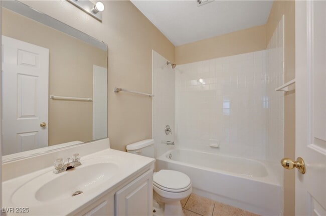 Building Photo - 10164 Tree Bark St