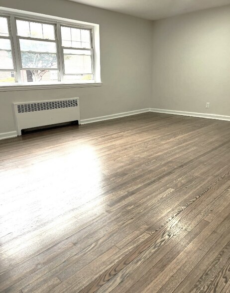 Building Photo - 220 N Arlington Ave