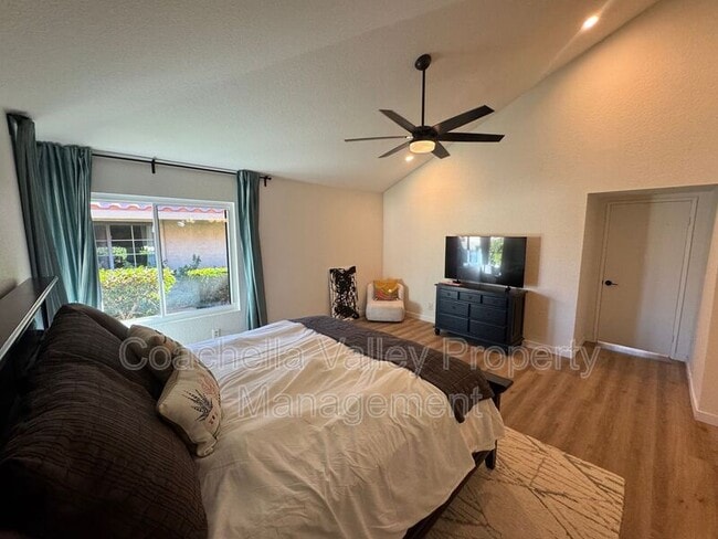 Building Photo - 77739 Woodhaven Dr S