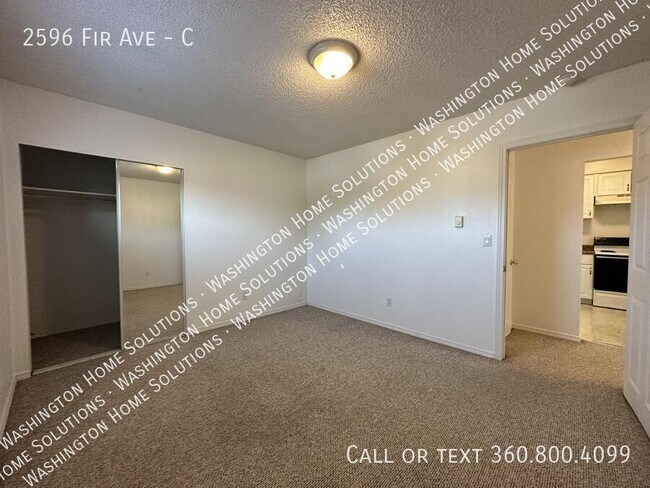 Building Photo - 2596 Fir Ave