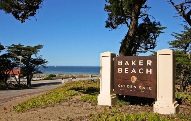 Building Photo - 305 23rd Ave