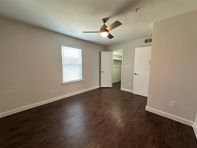 Building Photo - 5408 Reiger Ave