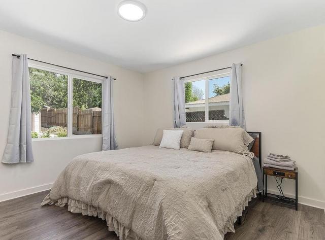 Building Photo - 3 bedroom in Altadena CA 91001