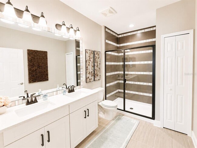 Building Photo - 2556 Stapleford Pl