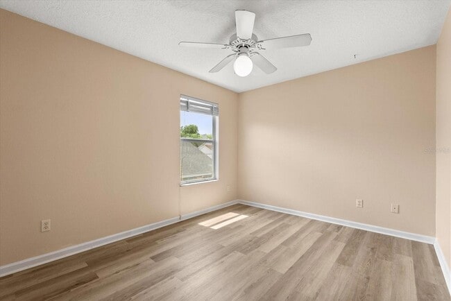 Building Photo - 1793 Pine Bay Dr