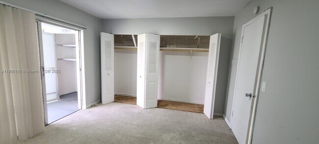 Building Photo - 92 Berkshire D