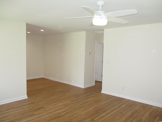 Building Photo - 483 Wallingford Cir