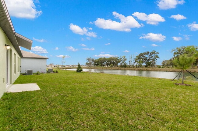 Building Photo - LIKE NEW Home For Rent in North Park Isle!