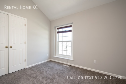 Building Photo - 23815 W 126th Terrace