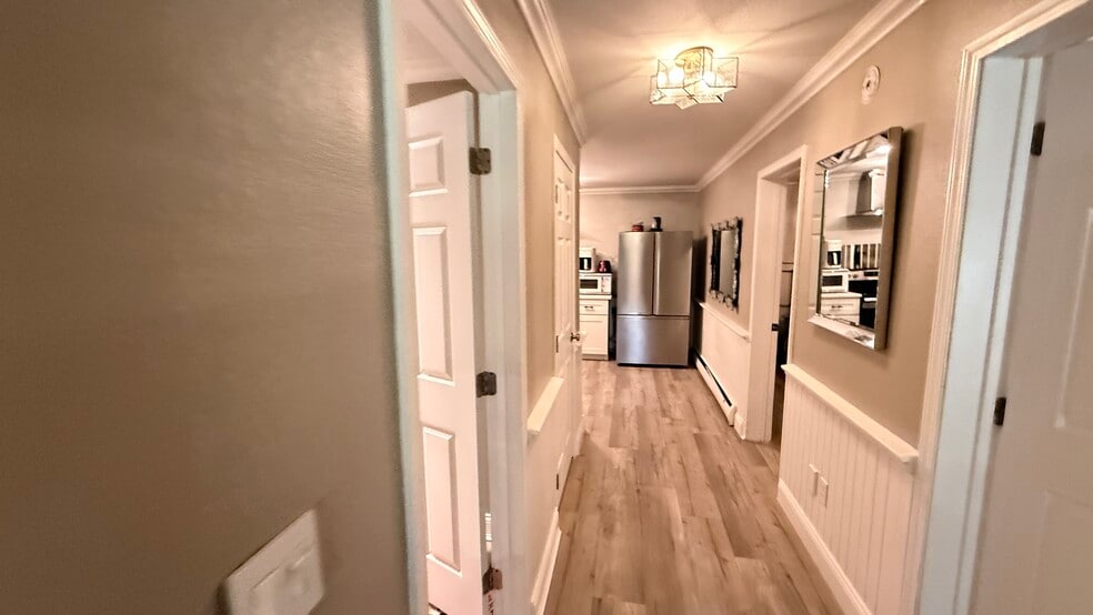 Building Photo - 1215 Glacier Stage Ln