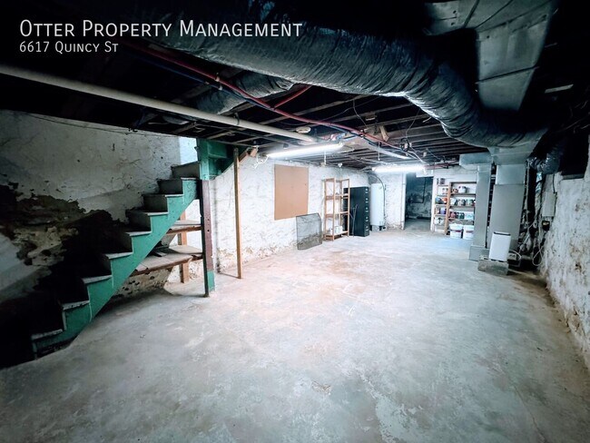 Building Photo - 6617 Quincy St