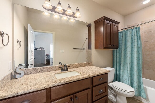 Building Photo - Available July 2026! 3/3.5 Mediterranean Style Townhouse!