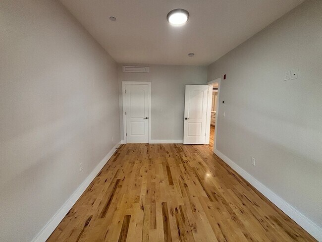 Building Photo - 178 Washington Ave