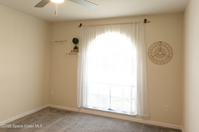 Building Photo - 1572 Holbrook Rd NW