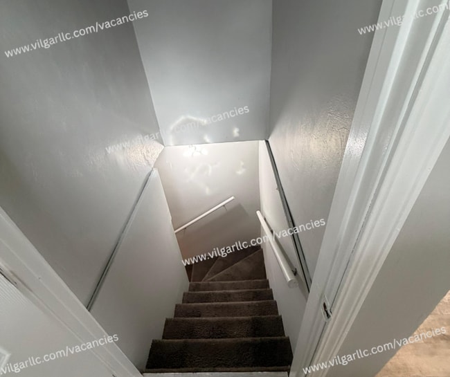 Building Photo - 2 Spacious Bedrooms • 1 Modern Bathroom + Rec Room home in Hammond, IN (Hessville Area)