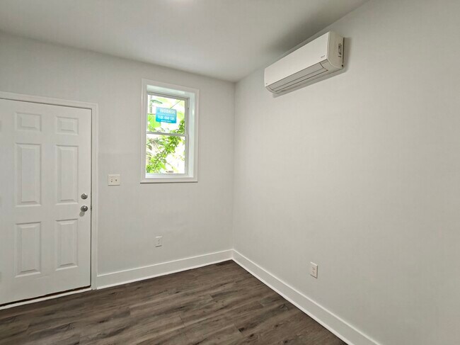 Building Photo - 3019 N Bambrey St