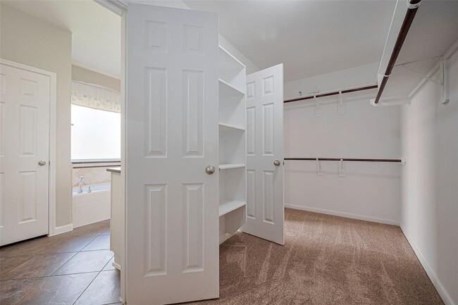 Building Photo - 5627 Granite Falls Ln
