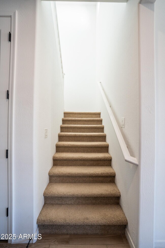 Building Photo - 4368 N Pioneer Dr