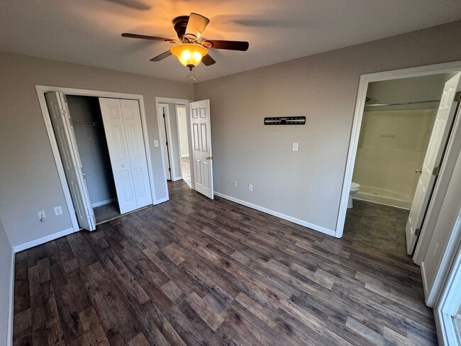 Building Photo - 3 Bedroom Townhouse in New Market