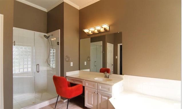 Building Photo - 3300 Bluegrass Dr