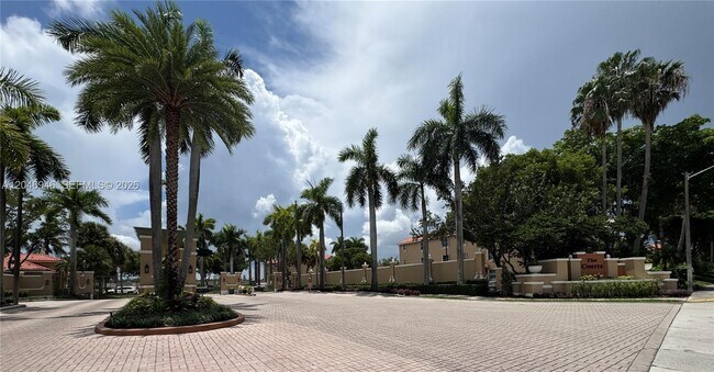 Building Photo - 6360 NW 114th Ave