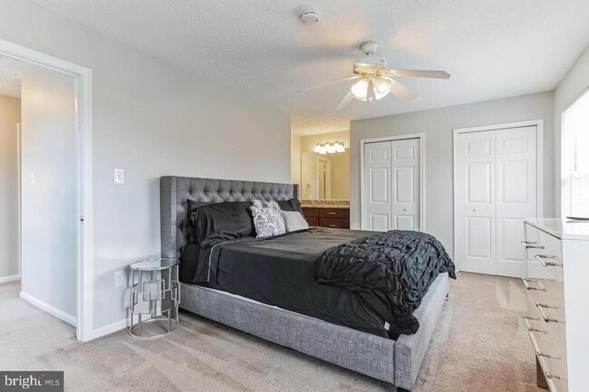 Building Photo - 6103 Red Squirrel Pl