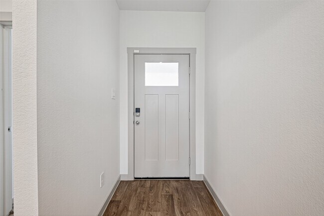 Building Photo - 1322 Truckee River Dr